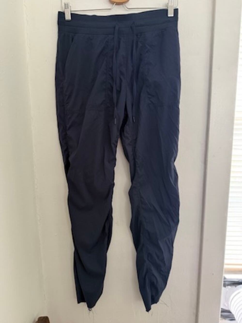 Crazy Yoga Women's Navy Studio Jogger | Size Medium